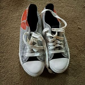 Clemson Tigers Women’s Size 8 FOCO Sneakers